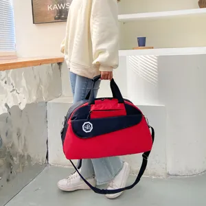 Travel duffel bag for men and women, portable foldable luggage organizer for business trips.