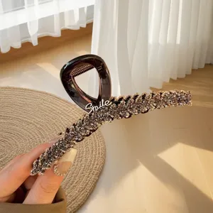 Large Hair Claw Clip Rhinestone Wheat Ear Shark Clip Chic Daily Hair Accessories For Women Hair Styling