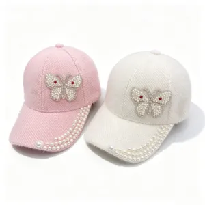 Casquette de Baseball d'Hiver Thermique en Fausse Fourrure de Vison pour Femme Élégante Fait à la Main Papillon en Strass et Perle Artificielle Ajustable Large Bord Mode Visière