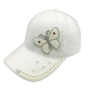 Casquette de baseball en peluche blanche avec papillon perle strass hiver chaud femme
