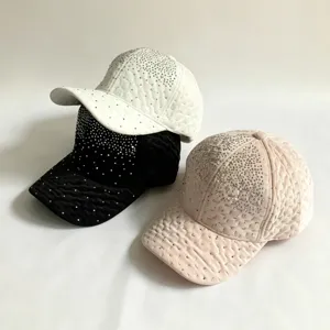 Casquette de Baseball Mode en Polyester Velours Doré Avec Ornement en Strass Épaisse Chaude Coupe-vent Réglable Large Bord Chapeau Trucker Unisex