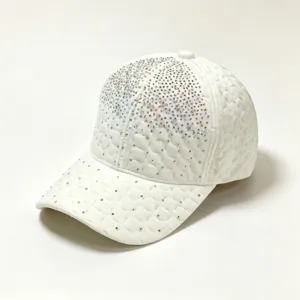 Casquette de base-ball matelassée en strass blanc pour femmes, chapeau de soleil étincelant.
