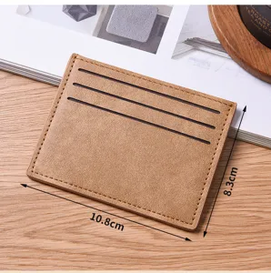 Minimalistischer brauner Lederkartenhalter schlanke Brieftasche für den täglichen Gebrauch.
