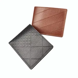 Dettaglio portafoglio corto da uomo in pelle PU, design classico nero e marrone con finiture.