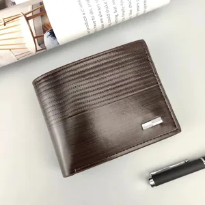 Braune Herren Leder Geldbörse kurz Business Mode Bifold Kartenhalter Münztasche.