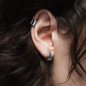 Heren roestvrij staal kruis oormandje vintage goth stijl punk clip sieraden detail