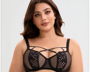 Schwarzer Spitzen-BH in Übergröße mit stylischen Cross-Straps und weichen Mesh-Cups.