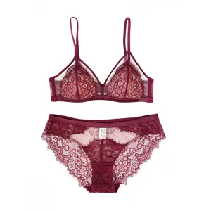Franse kanten lingerieset voor vrouwen, sexy beugelloze bh en bijpassend slipje.