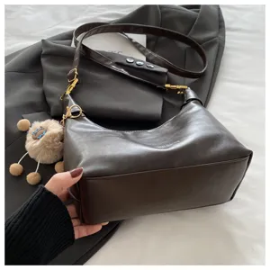 Fashion retro brown leather shoulder bag women commuting casual dumpling crossbody bag