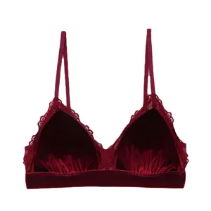 Bralette de terciopelo burdeos con delicado encaje, cómodo sujetador de triángulo sin aros.