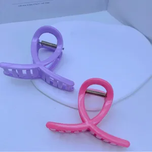 Colorful sweet medium hair claw clip, stylish shark clip for elegant back head hairstyles.