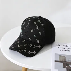 Gorra de béisbol con diamantes de imitación letra B para mujer, sombrero de sol elegante.