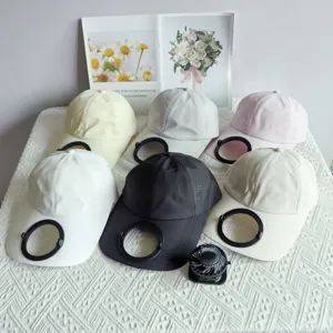Summer quick-drying baseball cap with portable mini fan, adjustable outdoor sun protection hat.