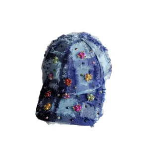 Berretto da baseball in denim da donna con perle fiori strass, patchwork sfrangiato trendy.