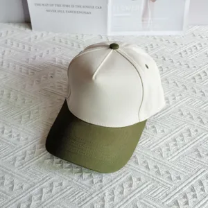 Classic five-panel colorblock baseball cap with contrast brim for outdoor sun protection.