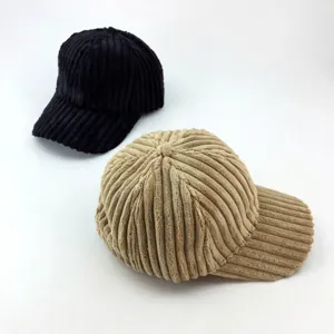 Corduroy baseball cap for autumn and winter, solid color warm curved brim hat for men and women.