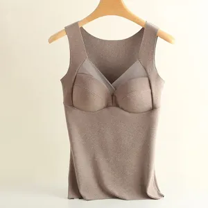 Detailansicht des Thermo-Tops mit integrierten Cups und transparentem Mesh-Kreuzdesign.