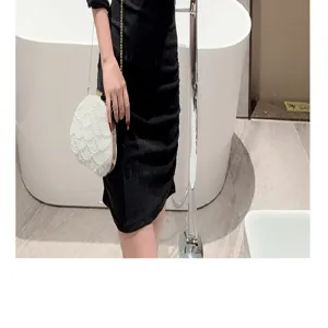 Bolso de Noche de Perlas Elegante Clutch Cartera para Fiesta Boda Vestido Detalle