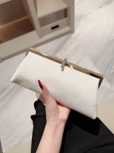 Sac de Soirée Vintage en Velours avec Strass pour Femmes Élégante Pochette Bandoulière avec Cadre en Métal Banquet Mariage