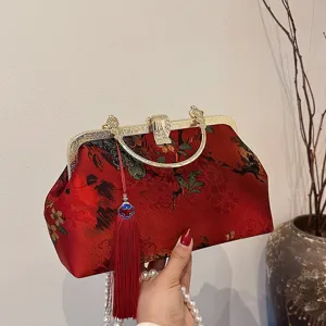 Vintage Chinese Style Embroidered Fabric Evening Bag Luxurious Rhinestone Clasp Flower Pattern Handbag With Artificial Pearl Chain For Women Banquet Party