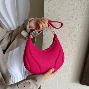 Chic French underarm shoulder bag for women, trendy pleated design, stylish daily handbag.