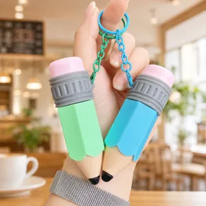 Llavero creativo descompresión lápiz, colgante de bolso para estudiante y accesorio de papelería.