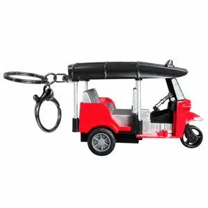 Mini risciò tuk tuk portachiavi rosso nero modello giocattolo metallo ciondolo borsa