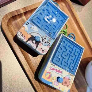 Mini handheld floating maze puzzle game keychain, cute puppy and capybara toy pendant.