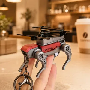 Portachiavi Creativo Cane Robot Meccanico Ciondolo per Zaino con Elica di Drone Pieghevole Ciondolo da Appendere per Auto Stile Cyberpunk