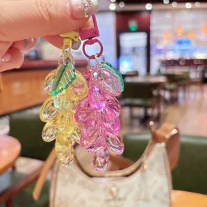 Llavero de uva transparente acrílico bonito colgante de bolso estilo ins regalo chic