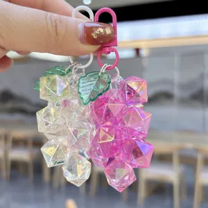 Llavero de uva cubo de cristal translúcido colgante brillante para bolso de acrílico