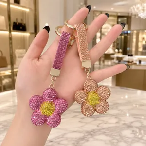 Rhinestone sunflower keychain sparkly crystal daisy bag charm luxury handbag pendant gift