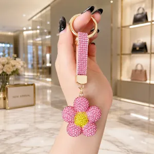 Sparkling rhinestone sunflower keychain crystal daisy bag charm luxury accessory
