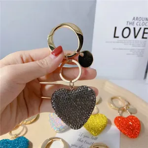 Portachiavi cuore strass lusso ciondolo borsa elegante accessorio auto variante top