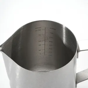 Stainless steel milk frothing pitcher 550ml latte art cup with internal scale