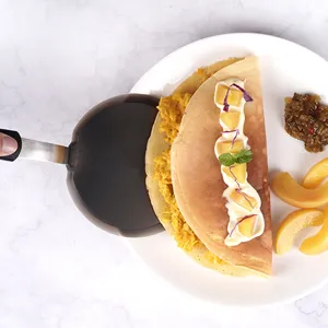 Spatule de cuisine en silicone avec poignée ergonomique pour la cuisson et la pâtisserie vue