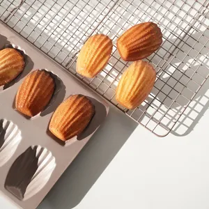 Thickened 12-cavity Madeleine cake baking mold, non-stick carbon steel shell cookie pan
