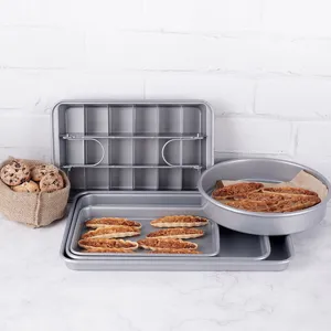 Set di teglie da forno antiaderenti con tortiera per brownie, teglie e stampo rotondo.