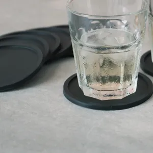 Zwarte siliconen onderzetters rond hittebestendig antislip kopje mat set voor tafel