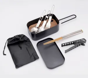 Kit de gamelle de camping en aluminium 800ml avec planche à couper, cuillère et pochette.