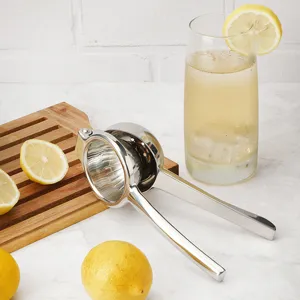 Spremiagrumi manuale in acciaio inossidabile per limoni e frutta fresca da cucina e bar.