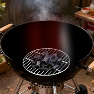 Duurzaam rond roestvrijstalen houtskool grillrooster voor buiten barbecue en kamperen.