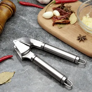 Stainless Steel Garlic Press Kitchen Garlic Mincer Garlic Crusher Manual Garlic Press Tool With Cleaning Brush And Peeling Tube