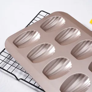 Non-stick Madeleine baking pan 12-cavity gold shell cake mold for home kitchen cookie baking