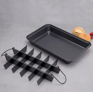 Αντικολλητικό ταψί brownie με αφαιρούμενο διαχωριστικό, ανθεκτικό μεταλλικό σκεύος ψησίματος.