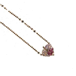 Collier pendentif feuille incrusté de strass minimaliste pour femme, style forêt.