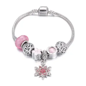 Bracciale in argento con perline di cristallo rosa e ciondolo a fiocco di neve per donne.