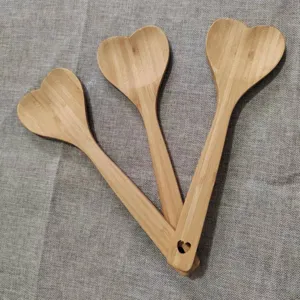 Set of 3 heart-shaped wooden bamboo spoons for cooking kitchen salad stirring tools