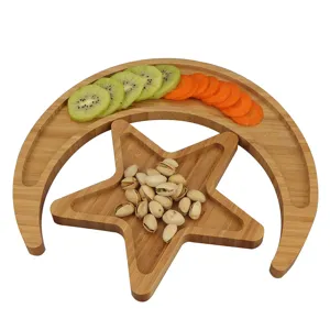Hölzernes Tablett Set in Mond und Stern Form, Bambus Teller für Obst und Nüsse.