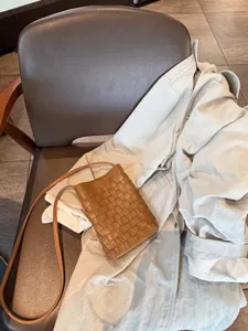 Woven leather phone bag crossbody small shoulder bag stylish minimalist ladies handbag